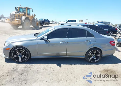 2011 Mercedes-Benz E 350 z USA, uszkodzony, nr VIN WDDHF5GB8BA504594